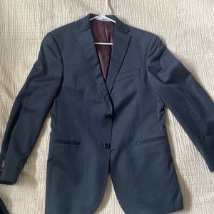 NAVY BLUE MURANO SUIT 38R JACKET AND 31R PANTS